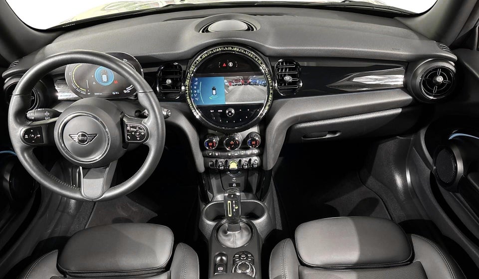 MINI Cooper SE Classic Trim 3d