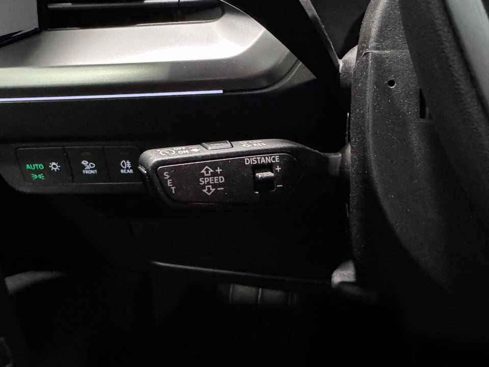 Audi Q4 e-tron 40 Advanced 5d