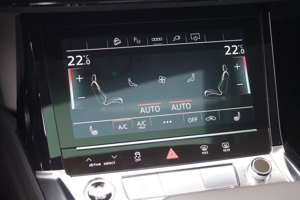 Audi e-tron 55 Advanced quattro 5d