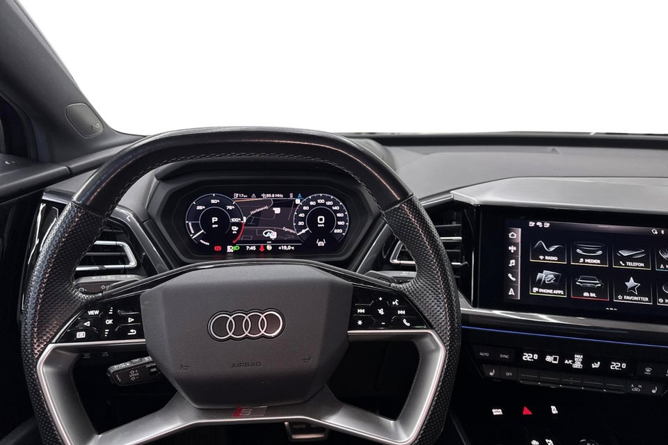 Audi Q4 e-tron 40 S-line Sportback 5d