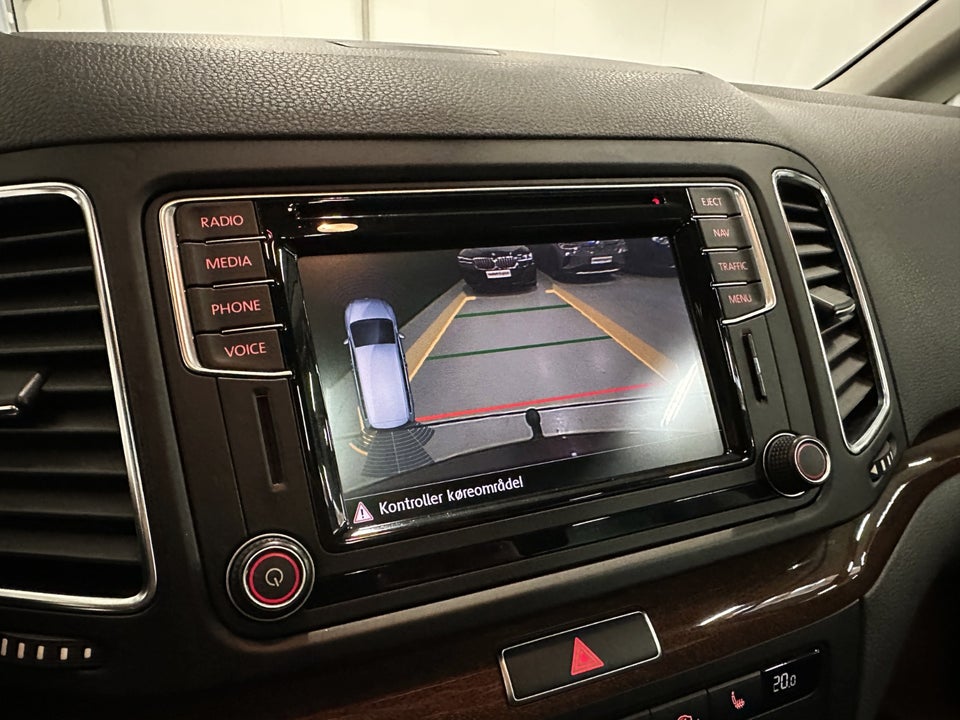 VW Sharan 2,0 TDi 184 Highlline DSG 7prs 5d