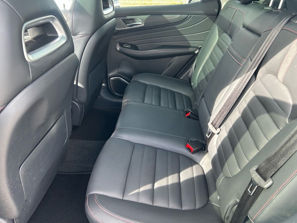 MG EHS 1,5 PHEV Luxury 5d