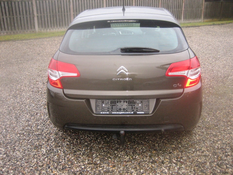 Citroën C4 1,4 VTi Attraction 5d