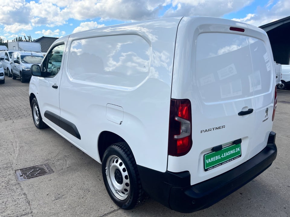 Peugeot Partner 1,5 BlueHDi 100 L2V2 Ultimate Van