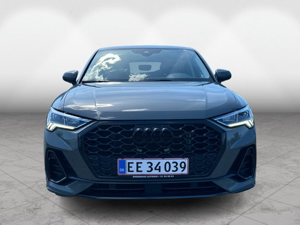 Audi Q3 45 TFSi e Attitude plus Sportback S-tr. 5d