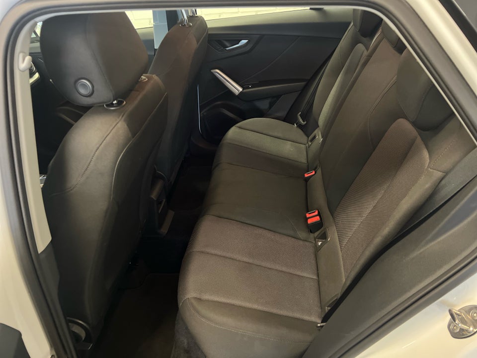 Audi Q2 35 TFSi Prestige S-tr. 5d