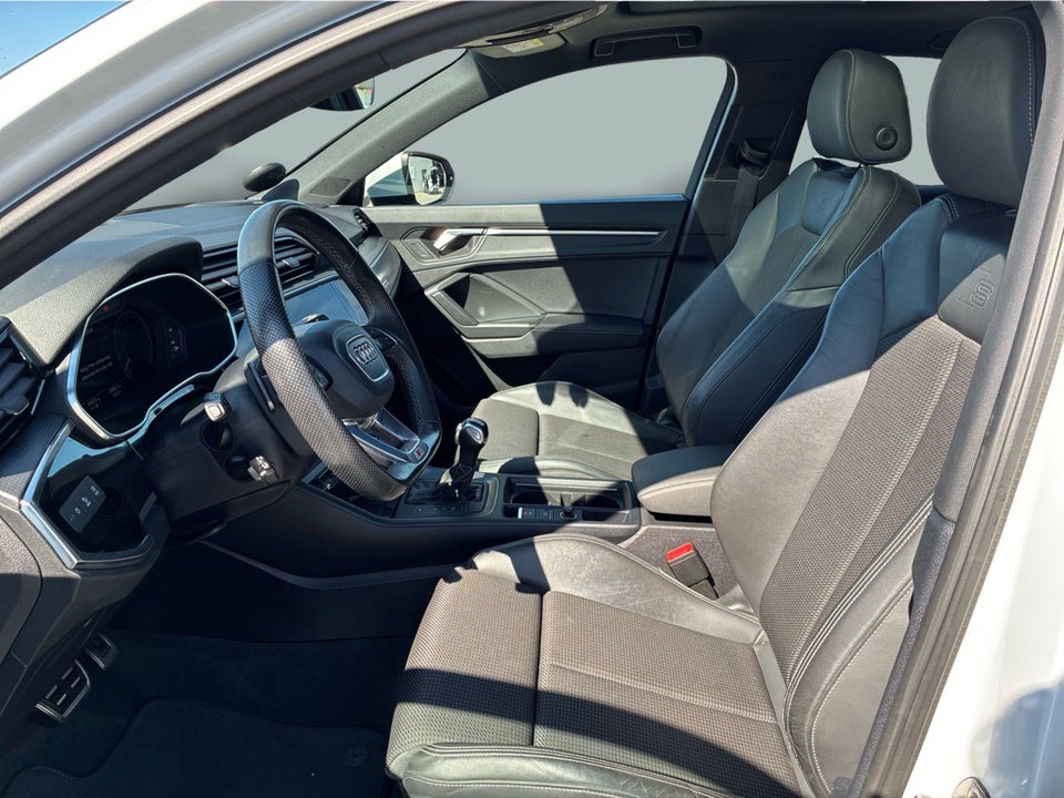 Audi Q3 45 TFSi e S-line plus Sportback S-tr. 5d
