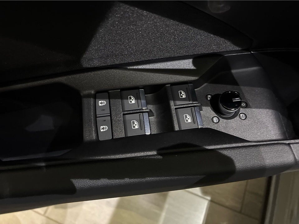 Audi Q4 e-tron 40 Attitude 5d