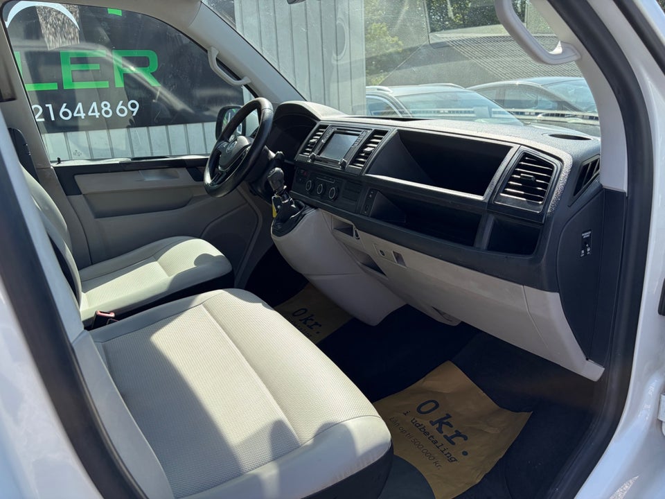 VW Transporter 2,0 TDi 102 Kassevogn lang 2d