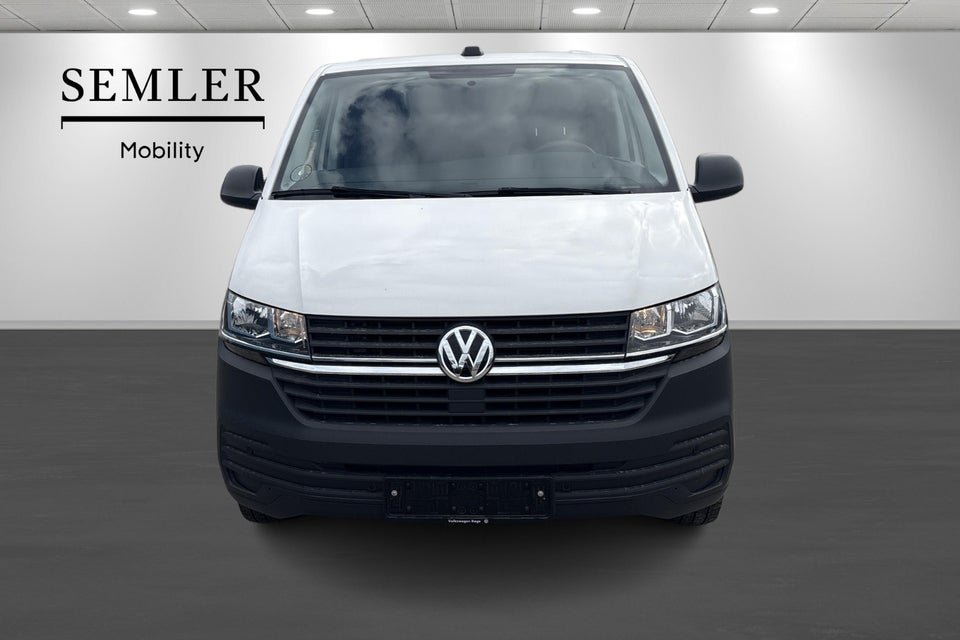 VW Transporter 2,0 TDi 110 Kassevogn lang