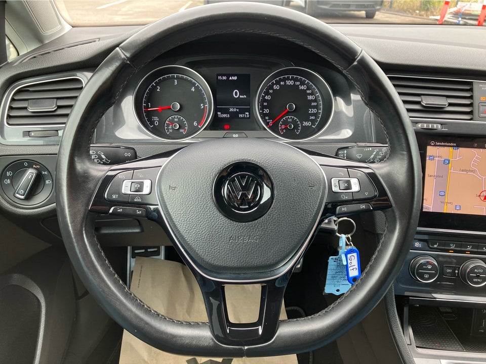 VW Golf VII 1,6 TDi 115 Comfortline Van 5d