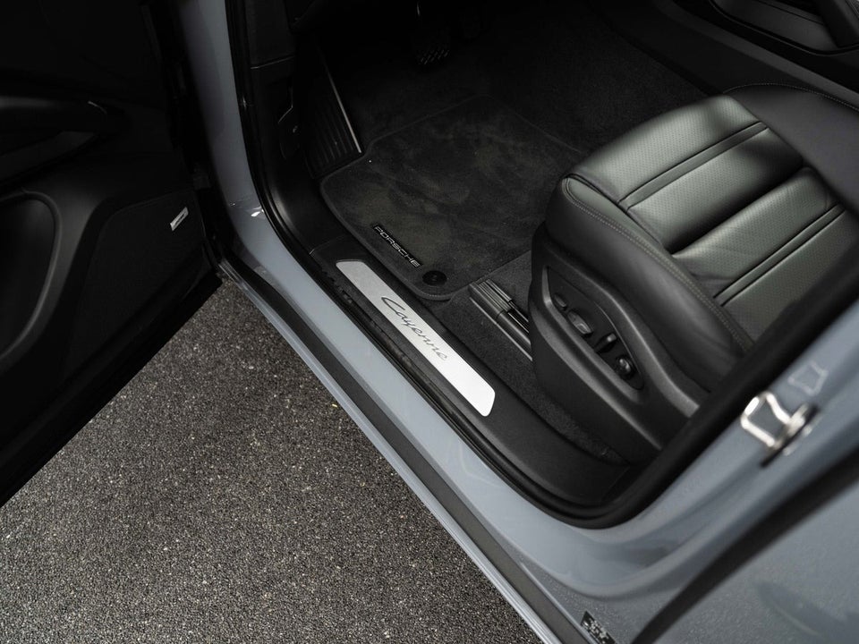 Porsche Cayenne 3,0 E-Hybrid Coupé Tiptr. 5d