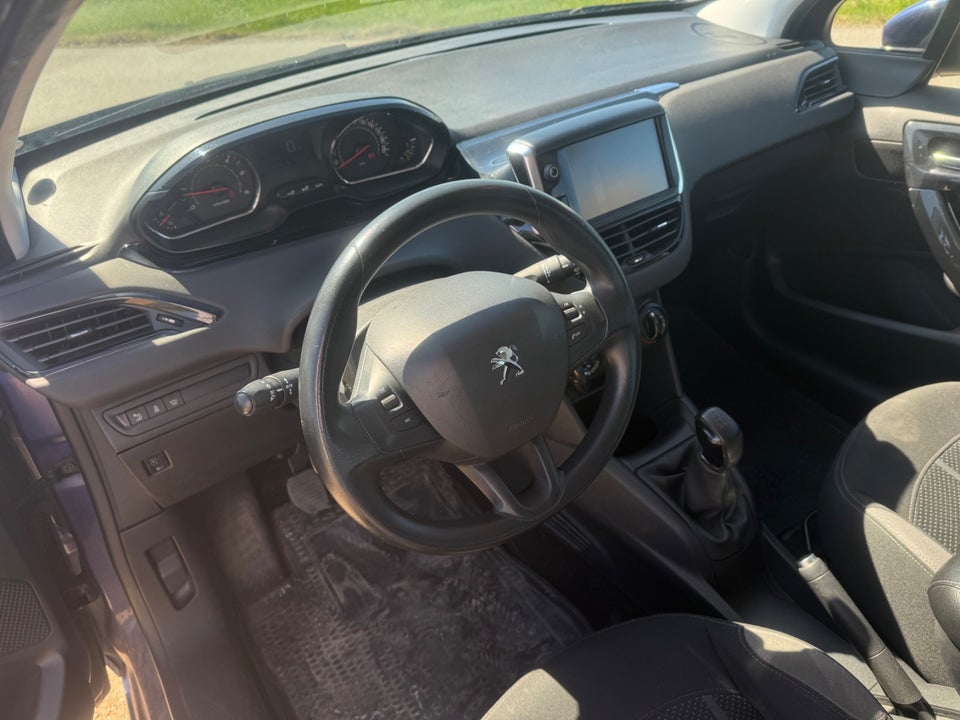 Peugeot 208 1,6 e-HDi 92 Allure 3d