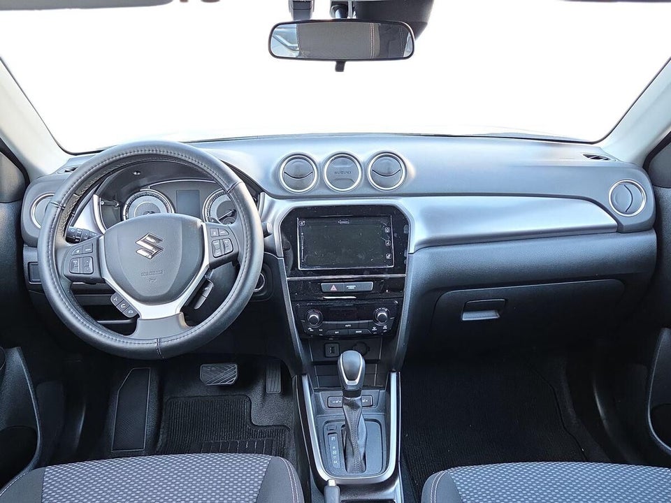 Suzuki Vitara 1,4 mHybrid Active aut. 5d