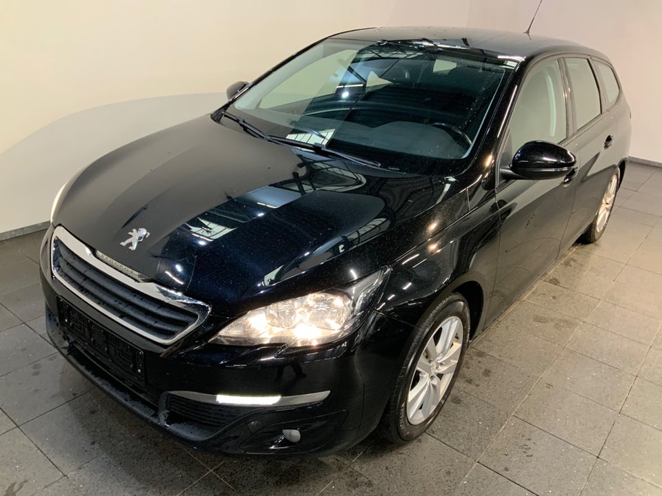 Peugeot 308 1,2 e-THP 130 Active SW 5d