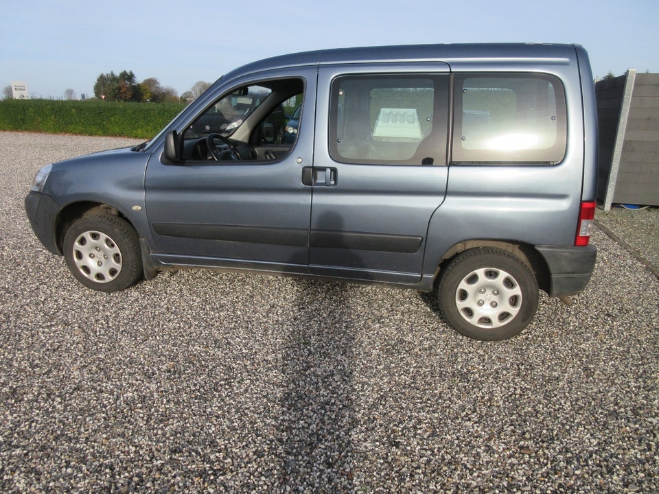 Peugeot Partner 1,4 XR Combi 5 5d