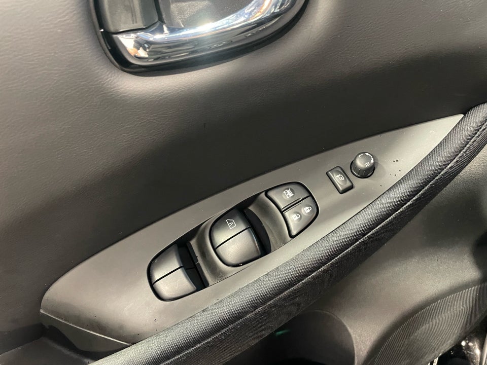 Nissan Leaf 39 Acenta 5d