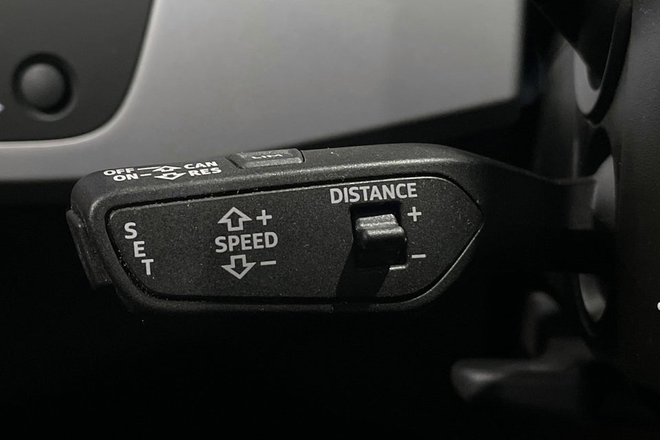 Audi A4 40 TFSi S-line plus Avant S-tr. 5d