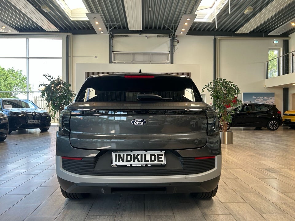 Ford Explorer 77 Premium Extended Range 5d