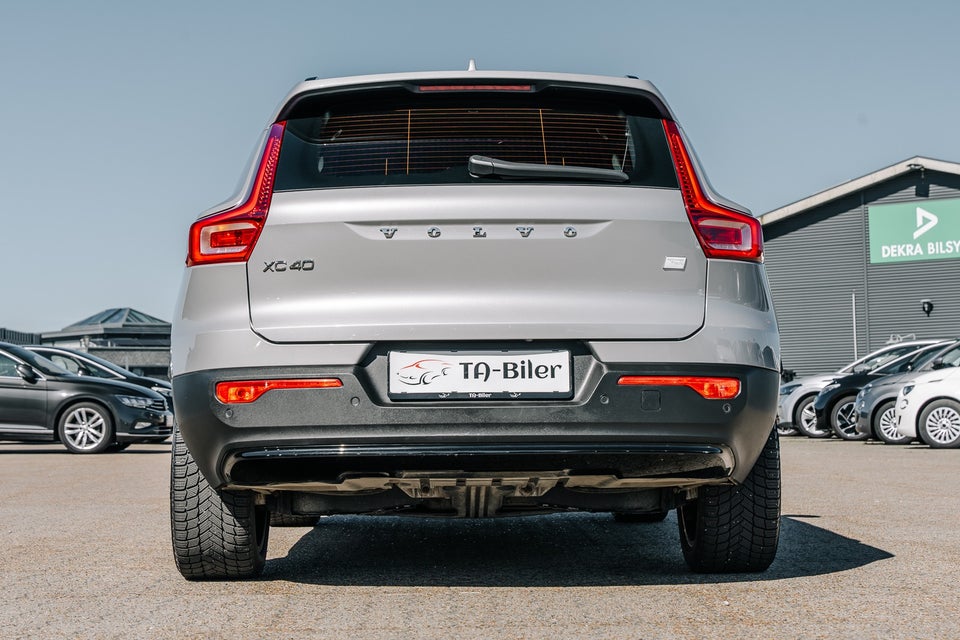 Volvo XC40 ReCharge Twin Plus 5d