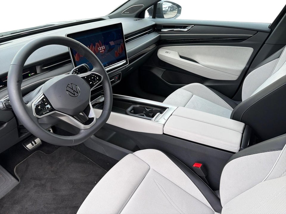 VW ID.7 77 Style Tourer 5d