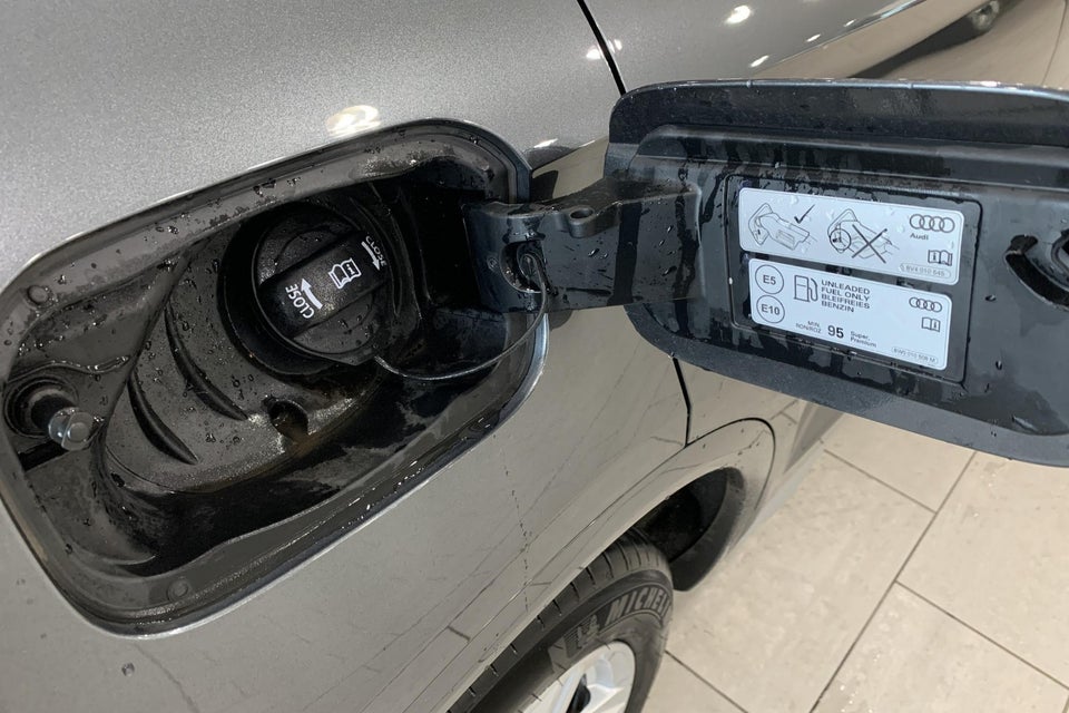 Audi Q5 50 TFSi e S-line quattro S-tr. 5d