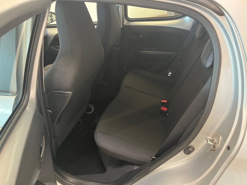 Peugeot 108 1,0 e-VTi 72 Allure+ 5d
