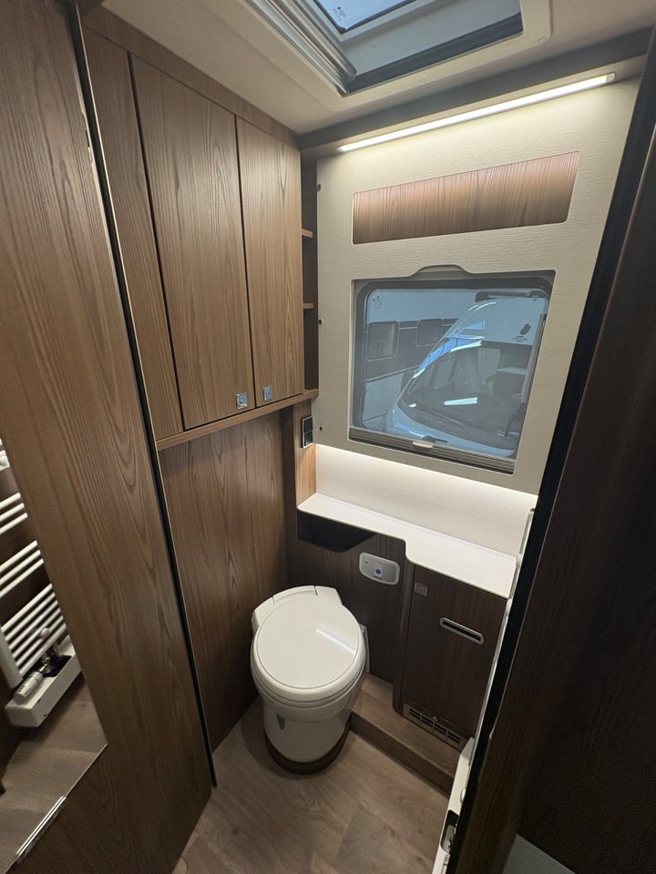 Hymer B-ML I880 2,0 CDi 170 aut. 2d