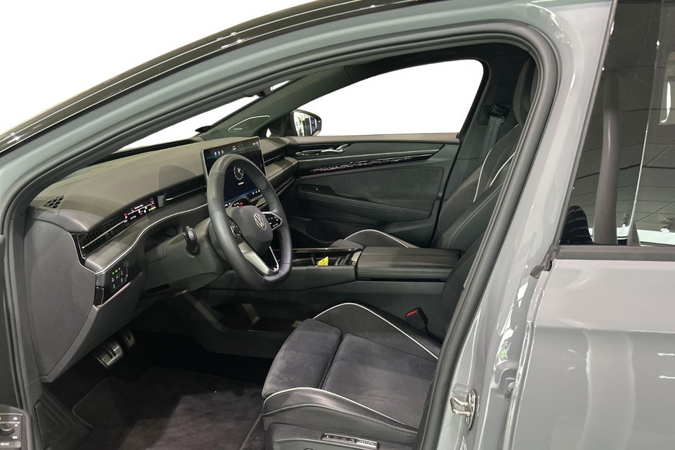 VW ID.7 86 Style S Tourer 5d