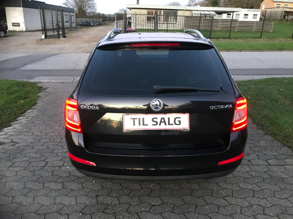 Skoda Octavia 1,4 TSi 140 Elegance Combi 5d