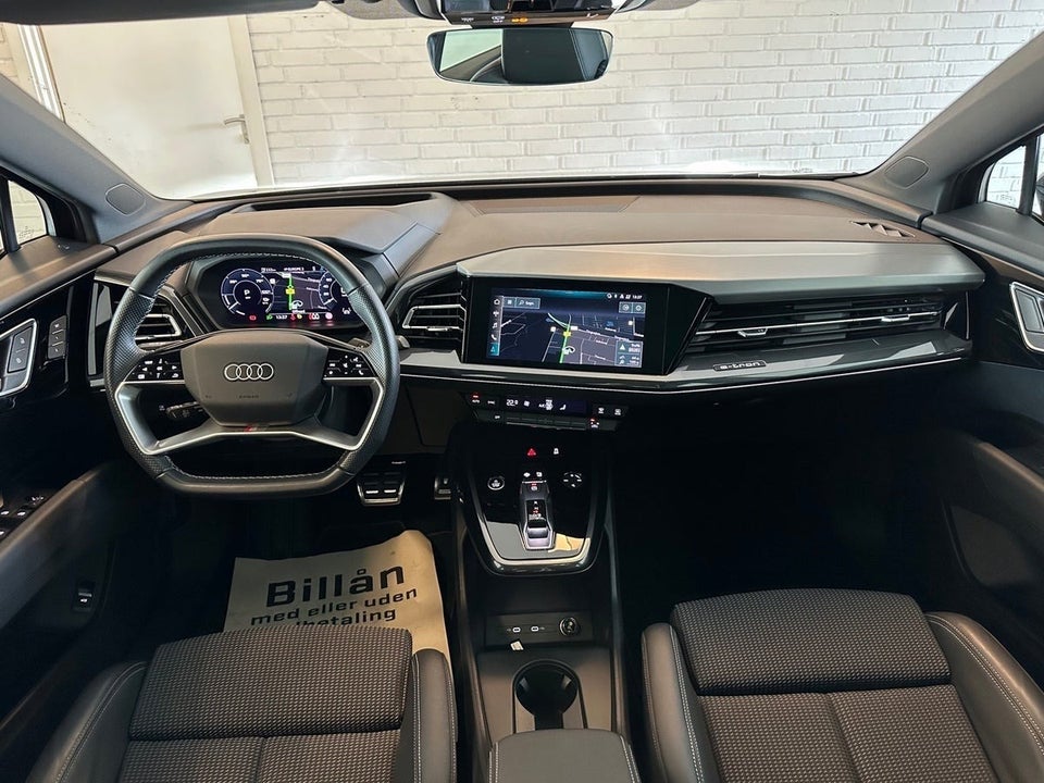 Audi Q4 e-tron 40 S-line 5d