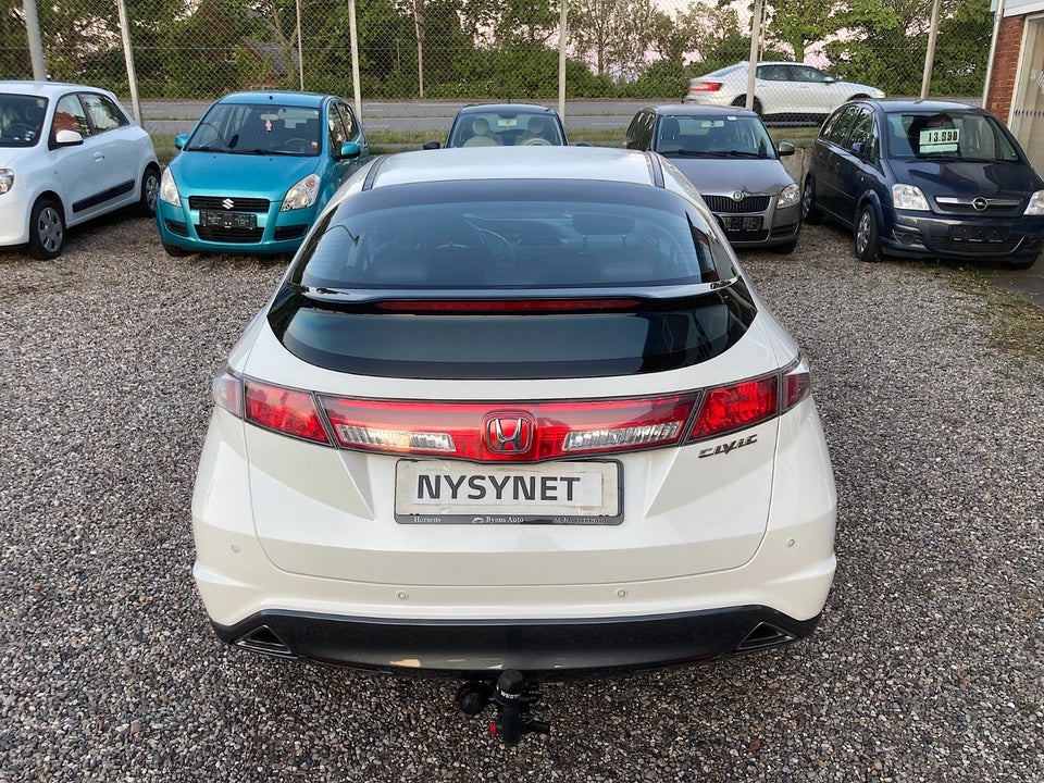 Honda Civic 1,8 Sport aut. 5d