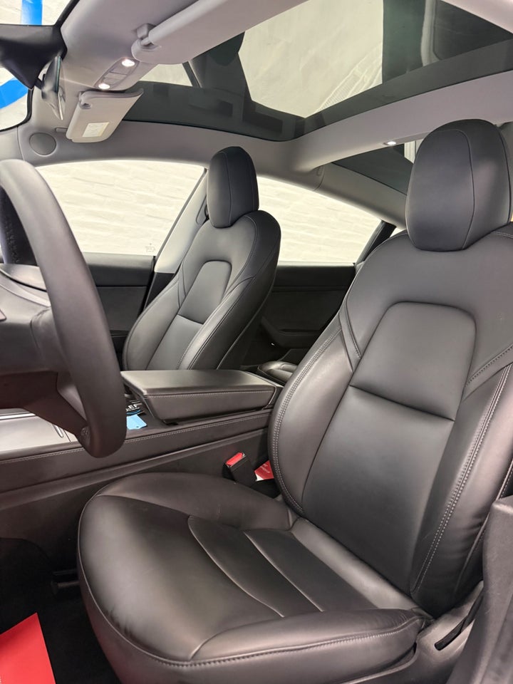 Tesla Model 3 Long Range AWD 4d