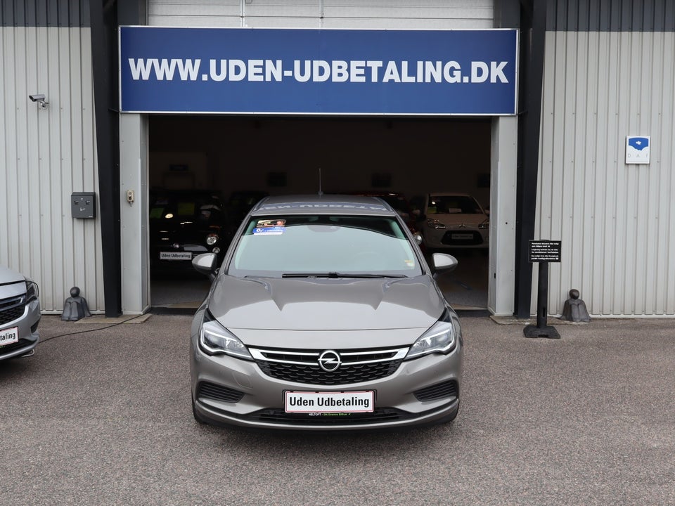 Opel Astra 1,6 CDTi 110 Business Sports Tourer 5d
