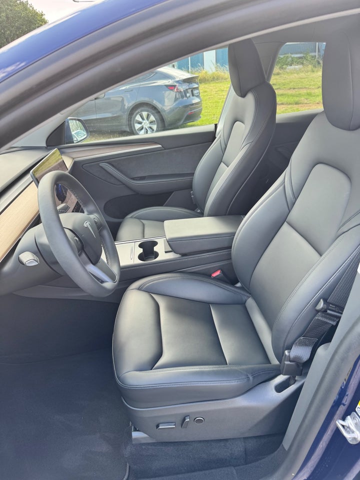 Tesla Model Y RWD 5d