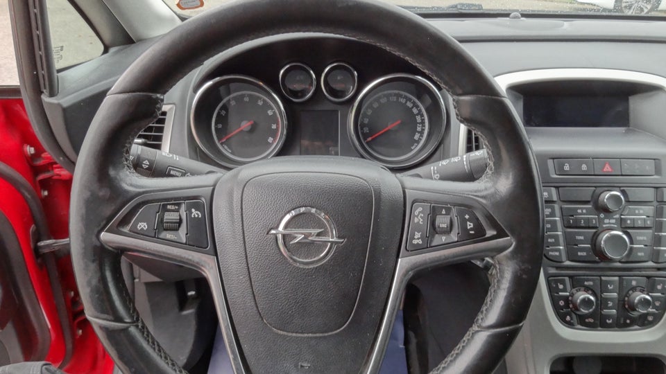 Opel Astra 1,4 T 140 Enjoy Sports Tourer 5d