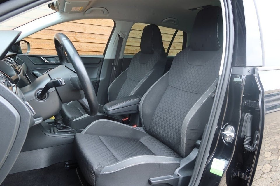 Skoda Rapid 1,4 TSi 125 Ambition Spaceback DSG 5d