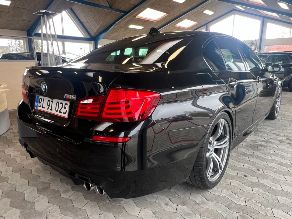 BMW M5 4,4 aut. 4d