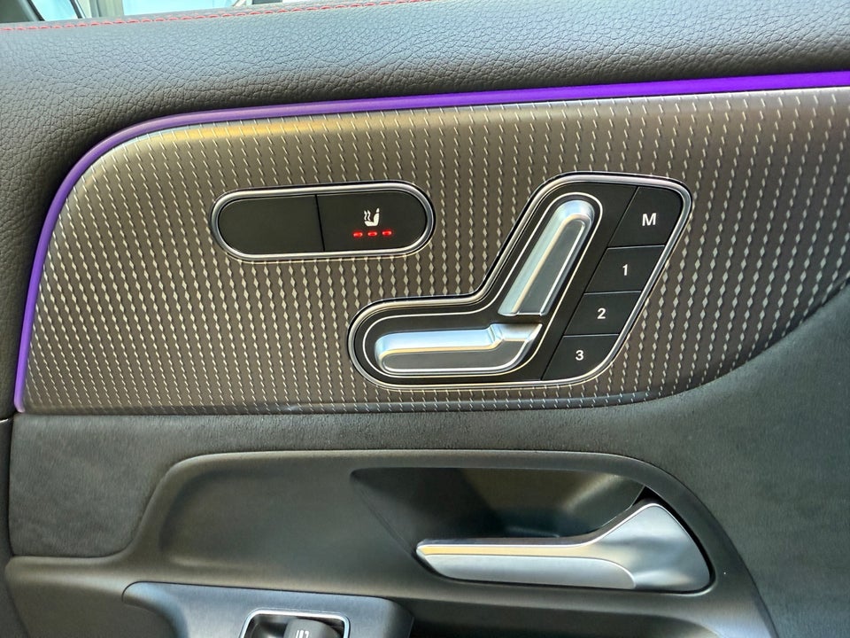 Mercedes EQB350 AMG Line 4Matic 7prs 5d