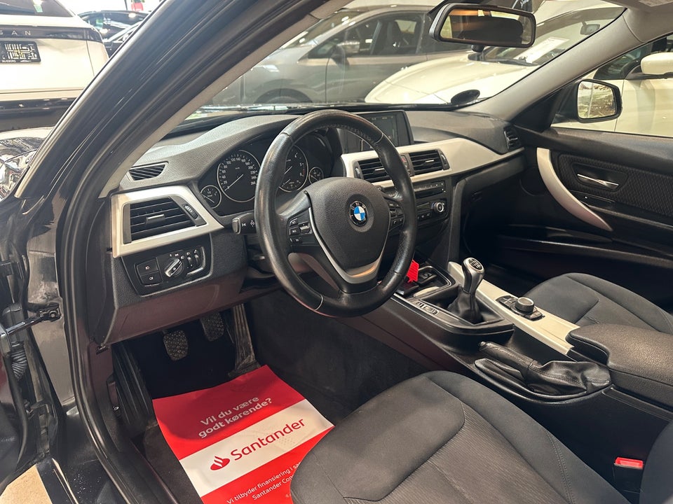 BMW 320d 2,0 Touring 5d