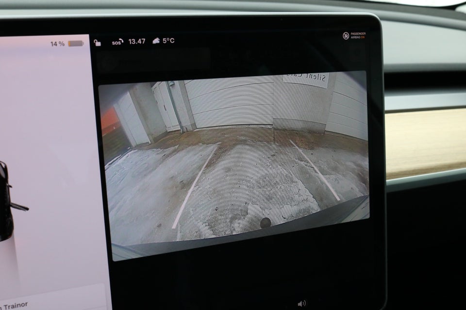 Tesla Model 3 Standard Range+ RWD 4d