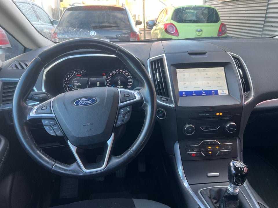 Ford S-MAX 1,5 EcoBoost Titanium 5d