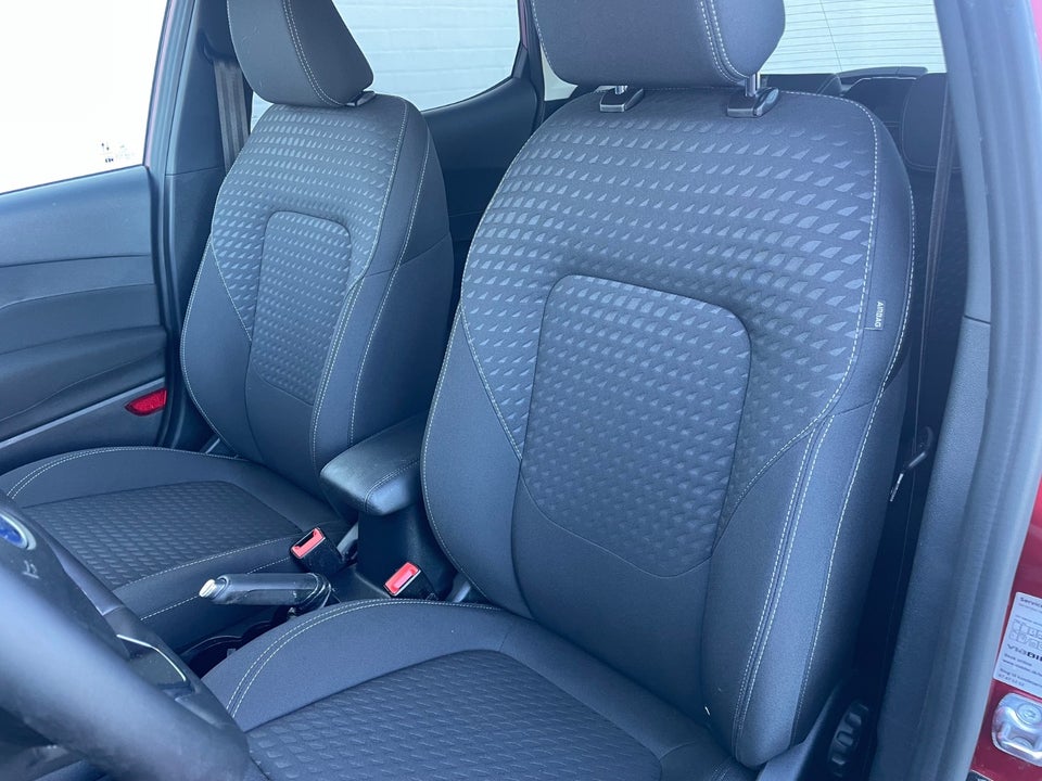 Ford Fiesta 1,0 EcoBoost mHEV Titanium X 5d