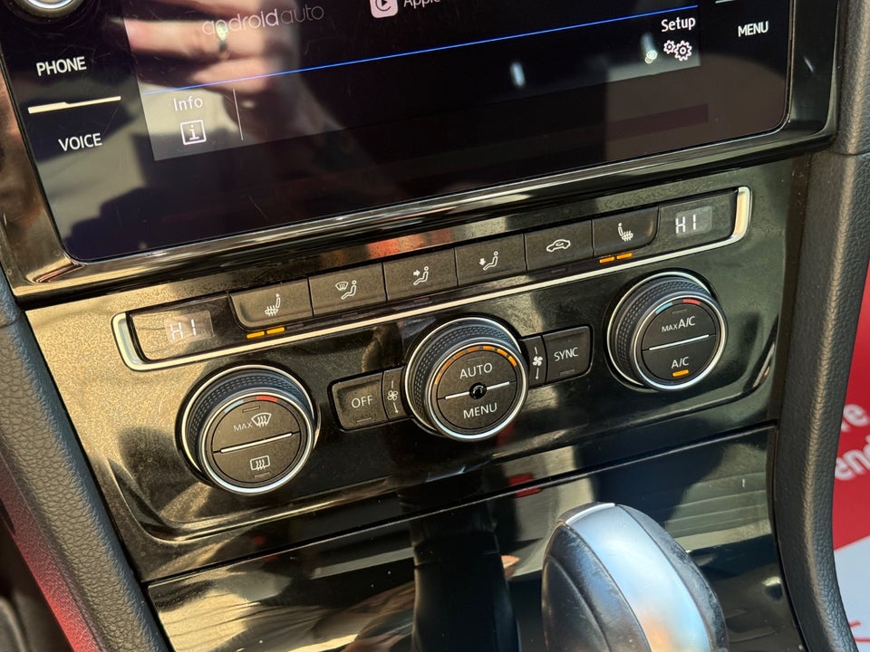 VW Golf VII 1,5 TSi 150 Highline Variant DSG 5d