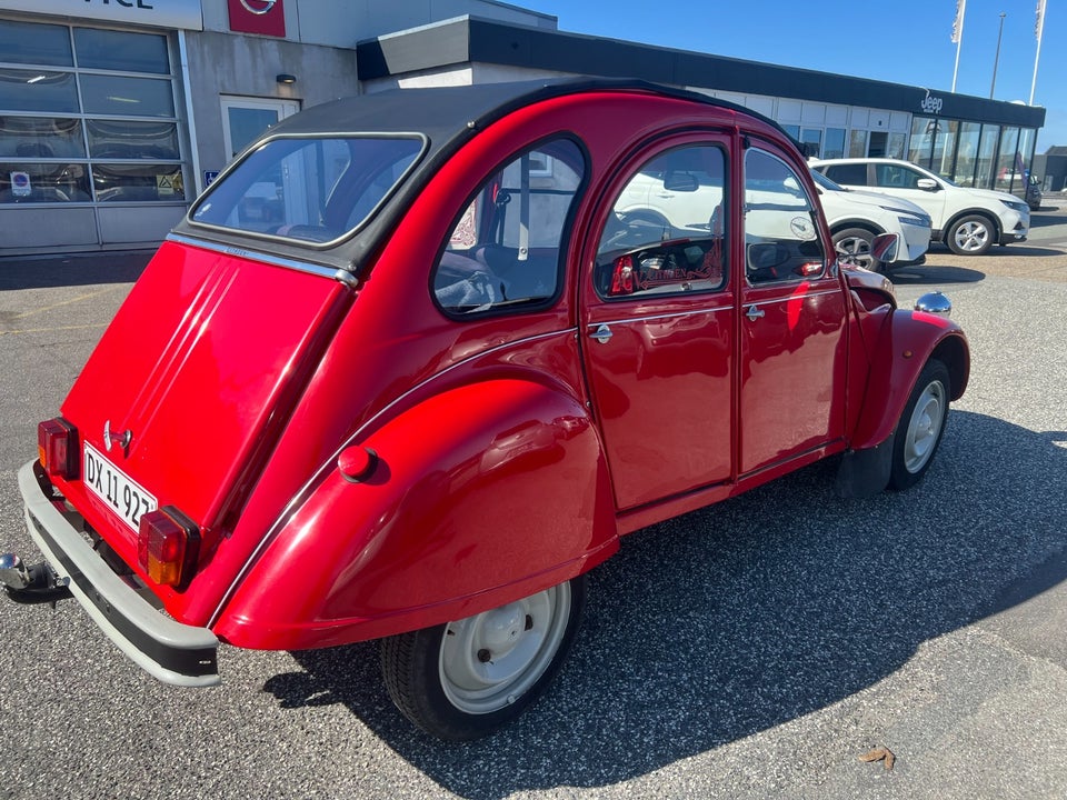 Citroën 2CV 0,6  4d