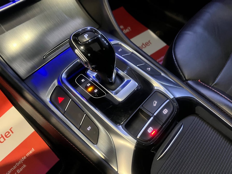 MG EHS 1,5 PHEV Luxury 5d