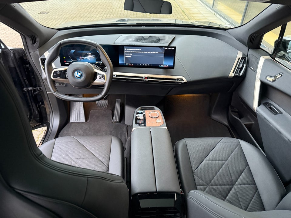 BMW iX xDrive40 Super Charged 5d