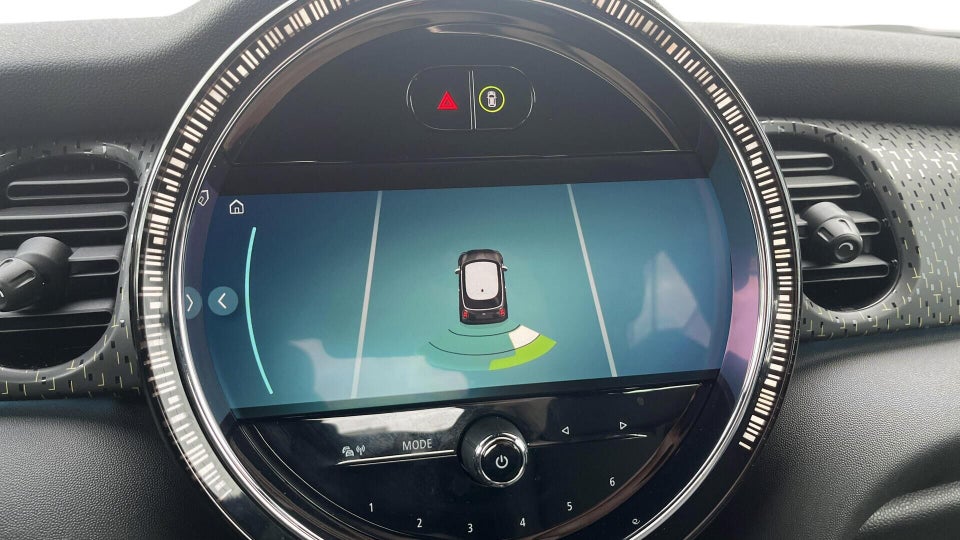 MINI Cooper SE Classic Trim 3d