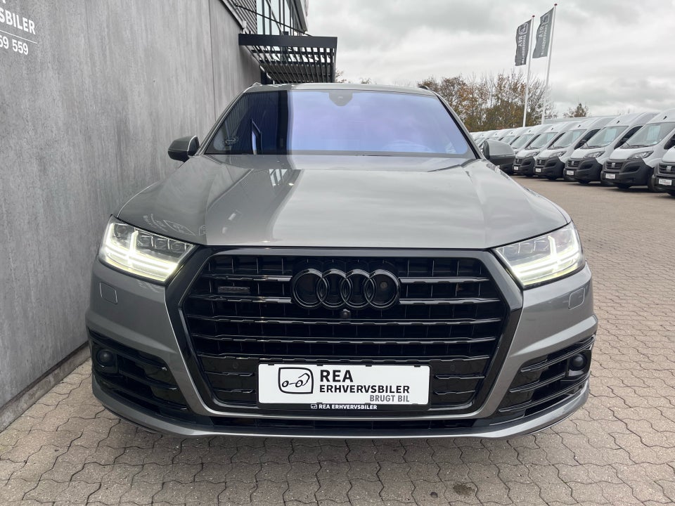 Audi Q7 3,0 TDi 272 S-line quattro Tiptr. 5d