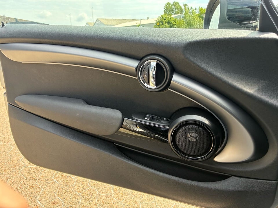 MINI Cooper SE Maximise 3d